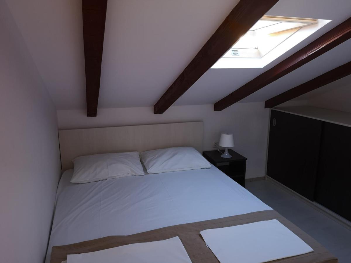 Apartments With A Parking Space Lopar, Rab - 16680 Luaran gambar